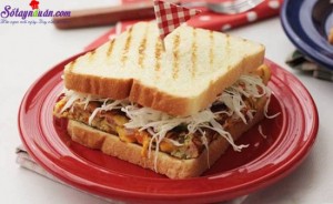 Món ngon cuối tuần, cách làm sandwich đơn giản 5