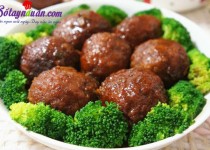 Công thức thịt viên trứng cút sốt lạ miệng