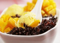 Cách làm kem xoài nếp cẩm ngon tuyệt