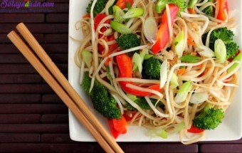 Nấu ăn món ngon mỗi ngày với Nước tương, cách làm mì xào rau củ 4