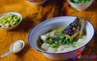 Nấu ăn món ngon mỗi ngày với Rượu trắng, Canh cá chép nấu đậu phụ lạ mà ngon