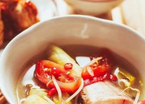 Bí quyết nấu canh chua cá lóc thơm ngon tròn vị