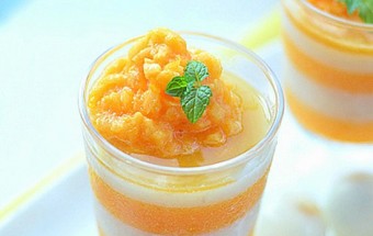 cốc thủy tinh hoặc cốc nhựa trắng cỡ nhỏ, cách làm thạch 3 tầng 9