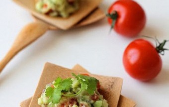Nấu ăn món ngon mỗi ngày với Hành tím, cách làm salad bơ từ Mexico 6
