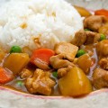 Hướng dẫn làm cơm hải sản thập cẩm ngon miễn chê, cách làm cà ri gà kiểu nhật 8