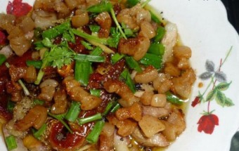 Nấu ăn món ngon mỗi ngày với hành tươi, Cách làm mắm cá lóc chưng tóp mỡ 3