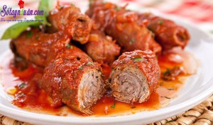 Món ăn miền Nam, Thịt bò cuộn braciole ăn với pasta kiểu Ý 9