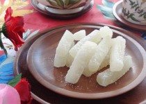 Bí quyết làm mứt bí đao thơm ngon hấp dẫn đón Tết