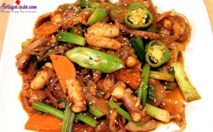 Món ngon cuối tuần, cách làm bạch tuộc xào cay kiểu hàn 8