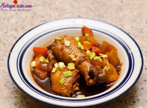 Món ngon cuối tuần, cách làm đùi gà om cay 9