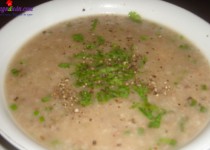 Hướng dẫn nấu cháo thịt bò rau cải bổ dưỡng cho bé