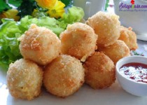 Hướng dẫn làm khoai tây bọc rau củ chiên giòn rụm