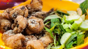 Món ngon cuối tuần, cách làm thịt gà rang muối 8