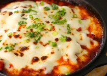 Cách làm gà cay phô mai kiểu Hàn ngon ngất ngây