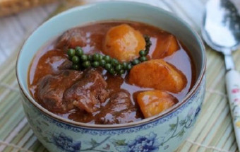 Nấu ăn món ngon mỗi ngày với Khoai tây, cách làm bò hầm tiêu xanh 7