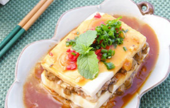 Nấu ăn món ngon mỗi ngày với Tôm, Cách làm đậu hũ hấp tôm giúp giảm béo 5