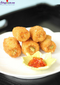 Đồ ăn vặt, cách làm thịt cuộn chiên giòn 8