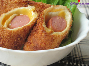Đồ ăn vặt, cách làm sandwich cuộn xúc xích - trà xanh sữa 2