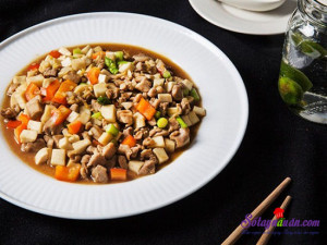 Món ngon cuối tuần, cách làm gà xào nấm 7