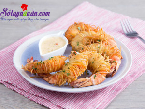 Đồ ăn vặt, Cách làm tôm cuộn mì chiên giòn rụm tới miếng cuối cùng