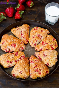 Đồ ăn vặt, cách làm bánh dâu nướng 1