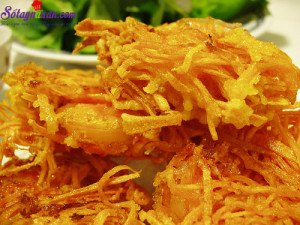 Đồ ăn vặt, cách làm bánh tôm chiên khoai lang 1
