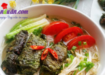 Bữa sáng dinh dưỡng với bún chả lá lốt ngon tuyệt