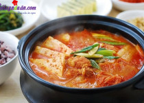 Ngon cơm với canh kim chi thịt heo kiểu Hàn