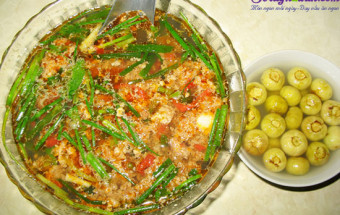Nấu ăn món ngon mỗi ngày với Rau mùi, cách nấu canh riêu cua 4