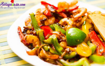 Nấu ăn món ngon mỗi ngày với Ớt chuông đỏ, cách làm tôm xào cầu vồng 7