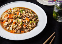 Ngon cơm với thịt gà xào nấm