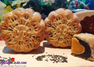Bánh nướng, cách làm bánh nướng nhân mè đen trứng muối 10
