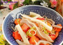 Lạ miệng với tai heo ngâm chua ngọt giòn sần sật