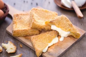dạy nấu ăn ngon, Cách làm bánh mì nướng phô mai mozzarella thơm ngon cho bữa sáng