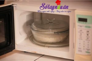 Nấu ăn, Cách nấu xôi bằng lò vi sóng ngon mà siêu nhanh